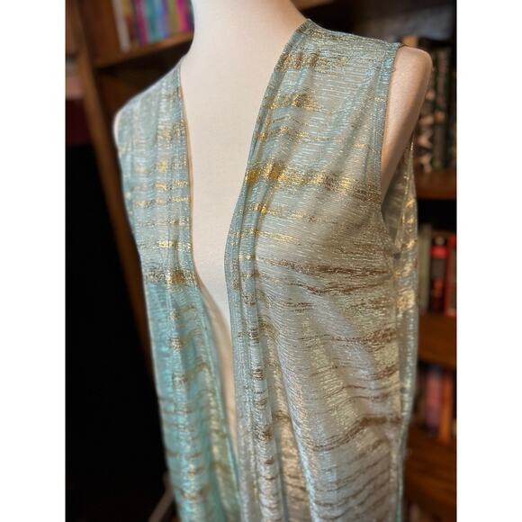 Seagram green with gold thread duster-length fancy vest - Picture 2 of 5